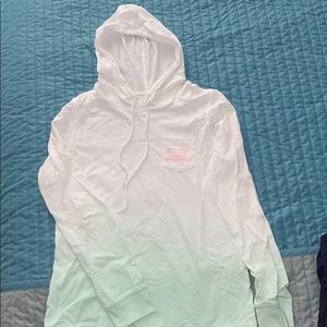 Vineyard vines hooded long sleeve tee